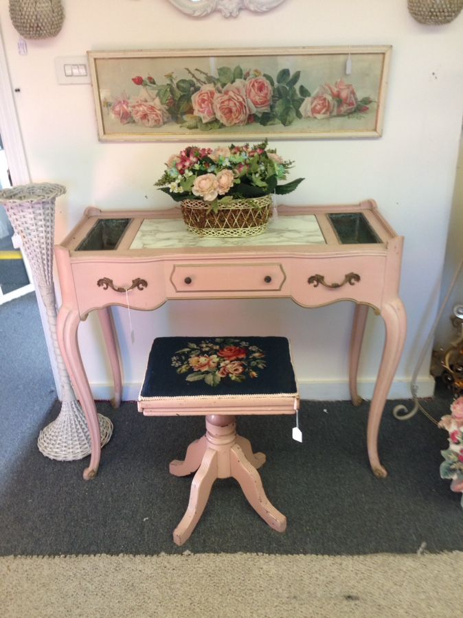 Vintage vanity