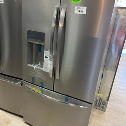 FRIGIDAIRE GRFSAF Gallery 27.8-cu ft Refrigerator