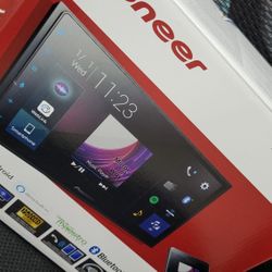 Pioneer Double Din Apple Car Play Android Auto 