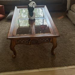 Coffee Table With 2 End tables