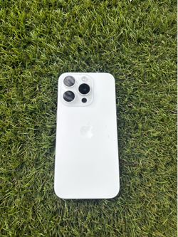 iPhone 15 pro 256gb