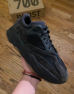 Yeezy Boost 700 Utility Black🐦‍⬛(SOLD❌)