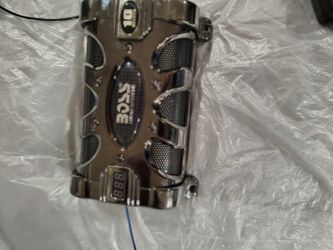 Boss Audio System Cap10 10 Farad Capacitor