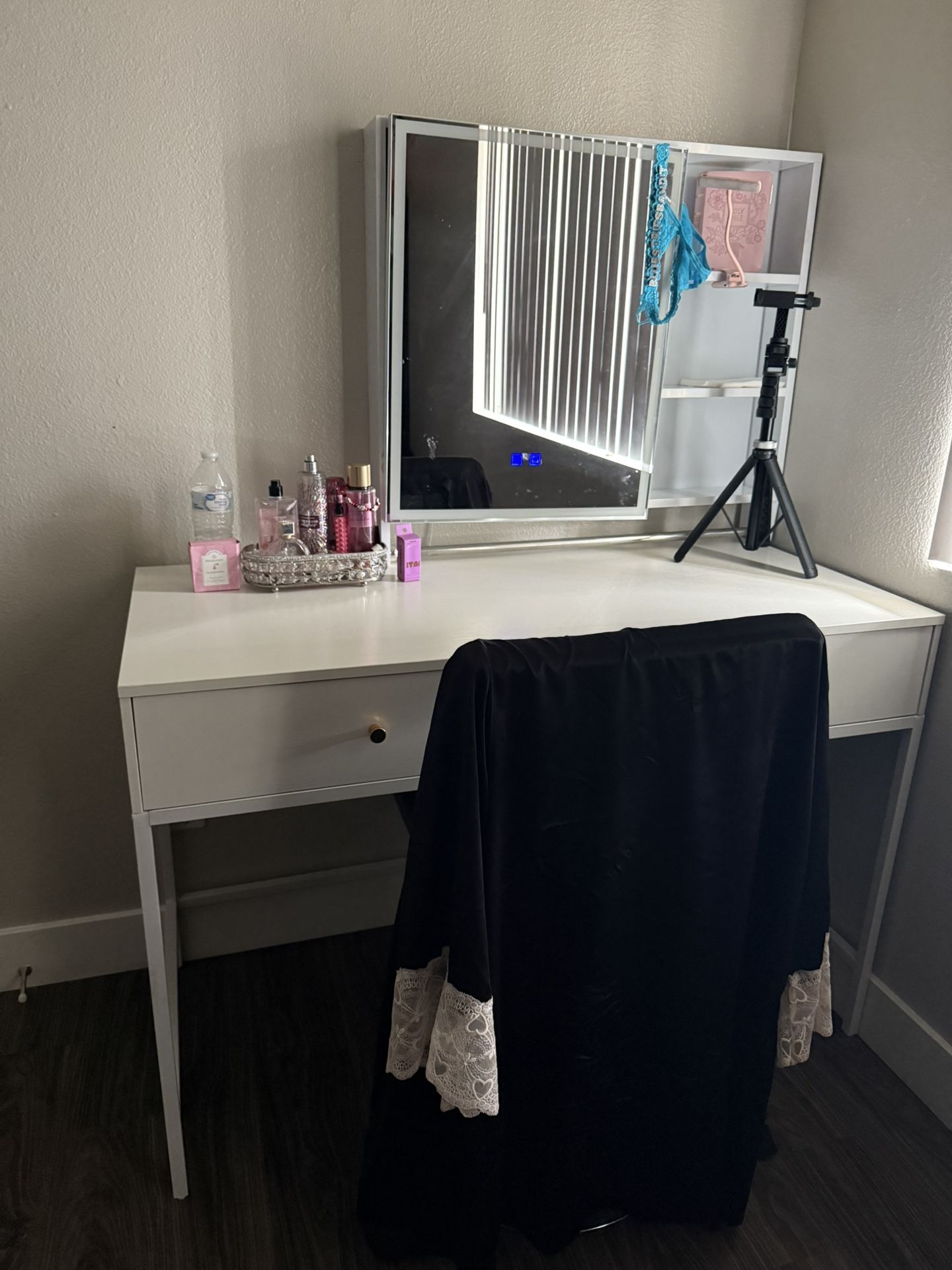 Vanity Set Up