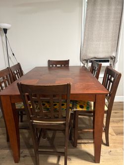 Table (Mesa)