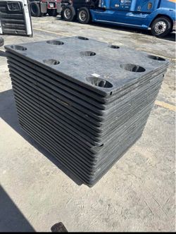 Nestable Heavy Duty Plastic Pallet 48x40