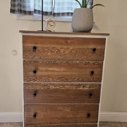 5 Drawer Dresser Newly Refinished