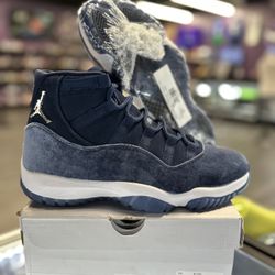 Air Jordan 11 “Midnight Navy”