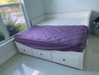 Kids Bed With Two Mattress 