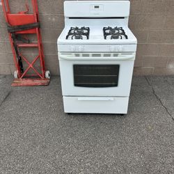 Frigidaire Gas Stove