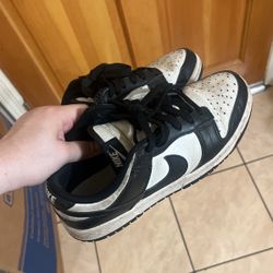 Panda Dunks Size 7