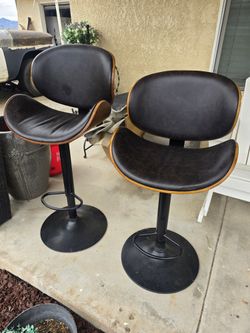 Set Of Adjustable Barstools