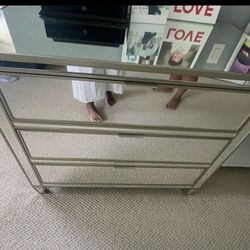 MIRRORED DRESSER SET (3 PIECES)