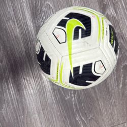 Soccer Ball Size 4 Nike