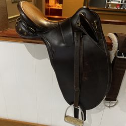 Leather Premium Aussie Saddle And Matching Bridle 