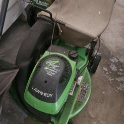 LAWNBOY MOWER FOR PARTS