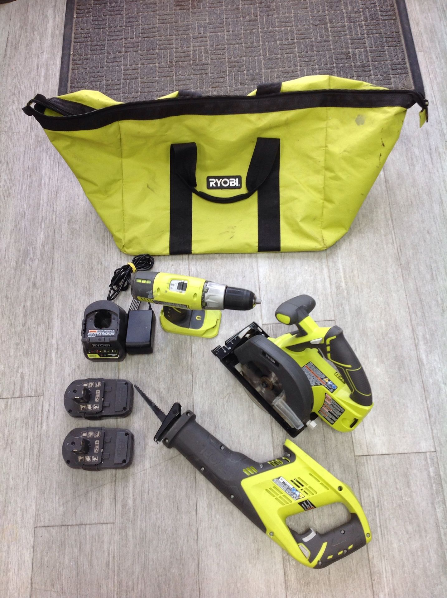 RYOBI TOOLS 3 tool combo set kit ( circular saw , reciprocating saw,1/2" drill