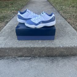 Jordan 11 Low Diffused Blue 