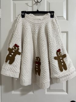 CUPCAKES & CASHMERE GINGERBREAD TREE SKIRT