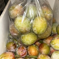 Flavor Grenade Pluot 