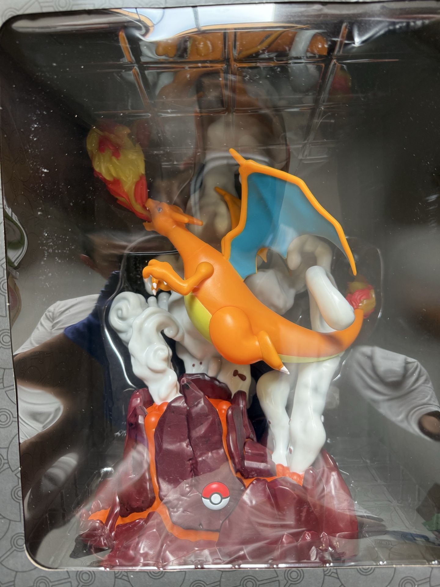 Charizard Collection Box Statue Pokémon 13-inch Deluxe Collector’s Statue. Charizard for Sale in ...