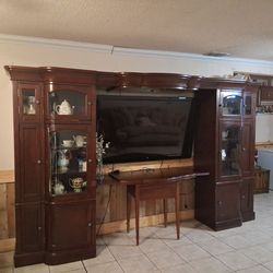 Wood vanity