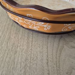 I Have A Temptations Cobbler Or Pie Dish And For For Matching Bowls