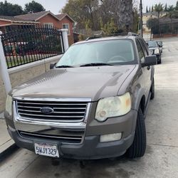 2006 Ford Explorer 