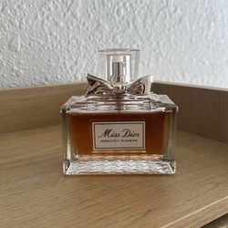 Miss Dior Absolutely Blooming