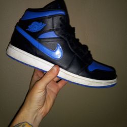 Air Jordan 1 Mid 