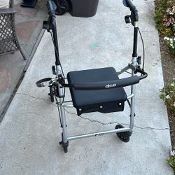 DRIVE ROLLATOR WITH SEAT AND BRAKES 