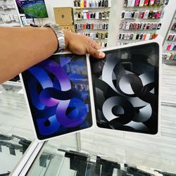 iPad Air 5th Generation | 64GB | Financing Available (50 USD DOWN)