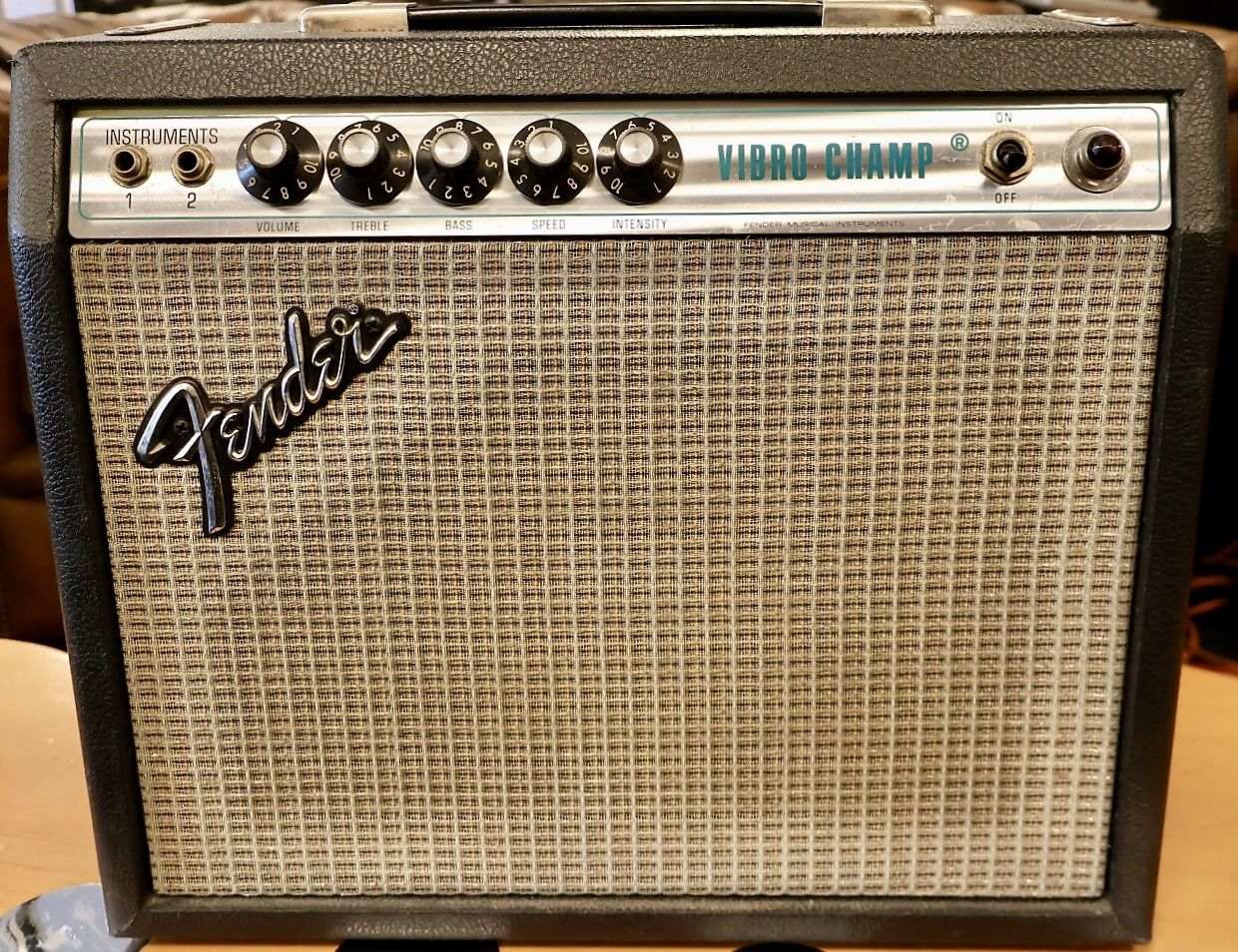 Fender 1975 Vibro Champ Silverface ($2000 OBO)