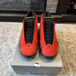 Jordan 14 Retro Ferrari