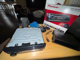Pioneer DEH-S6220BS Bluetooth Head Unit *Originally $200