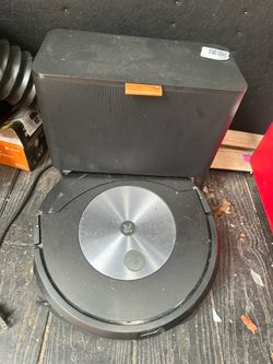 Irobot j7+ Roomba smart mop+ vaccum