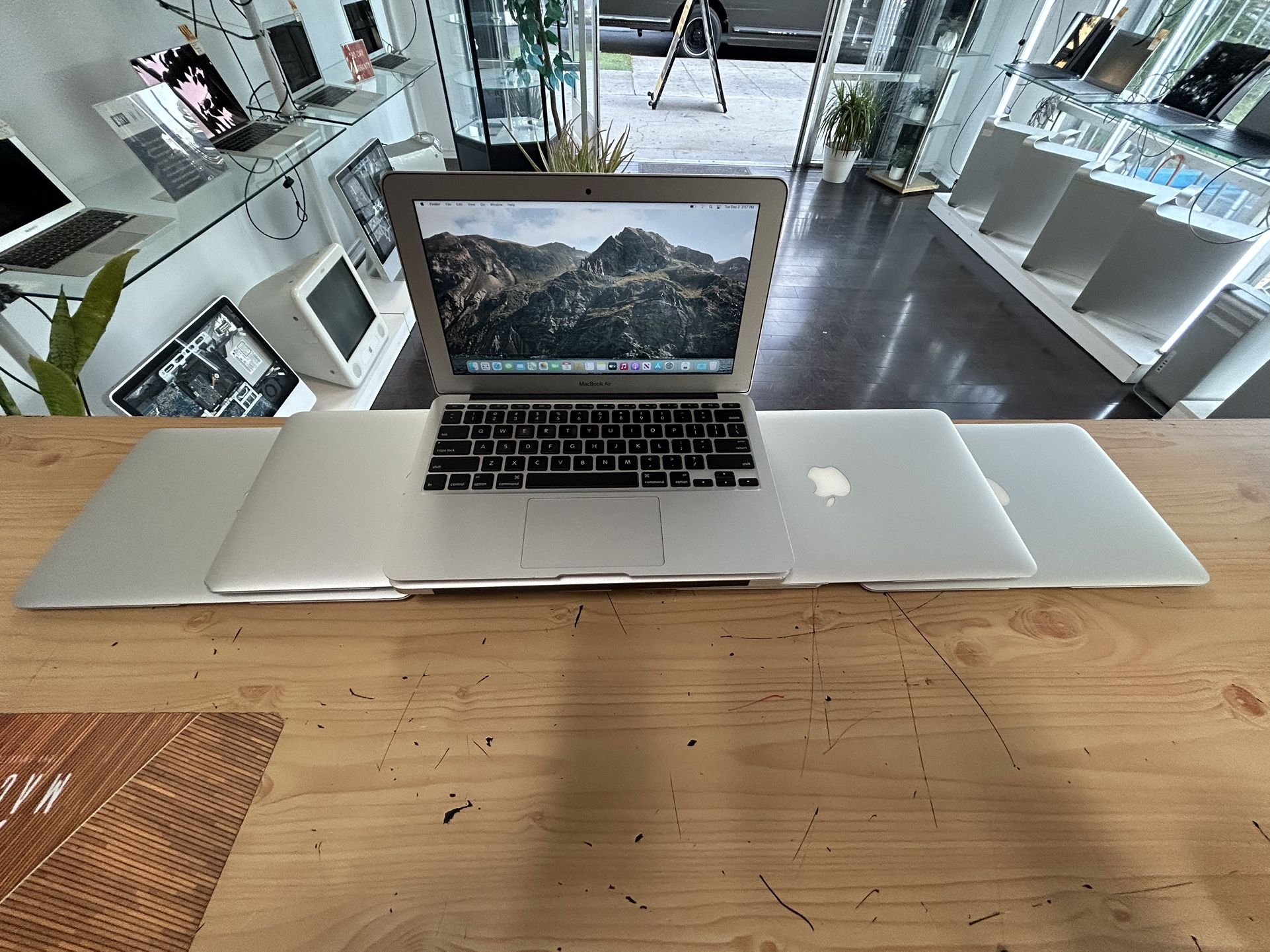 MacBook