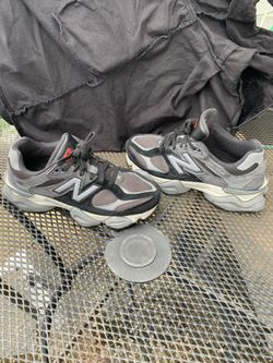 Women’s New Balance 9060 Size 7 