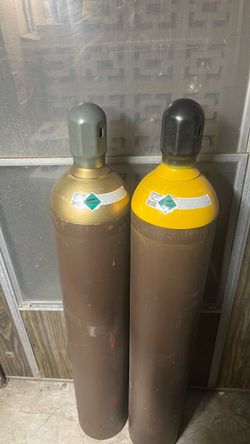 2 FULL MIG GAS Tanks %75 argon %25 CO2