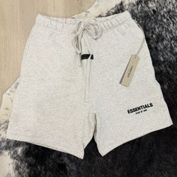 Light Oatmeal Essential Shorts S
