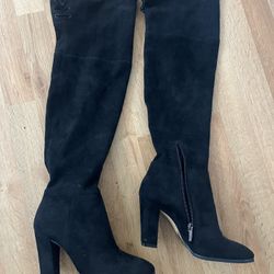 BLACK SUEDE BOOTS 7 1/2 