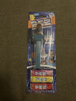 Lebron James Space JAM Pezz Dispenser