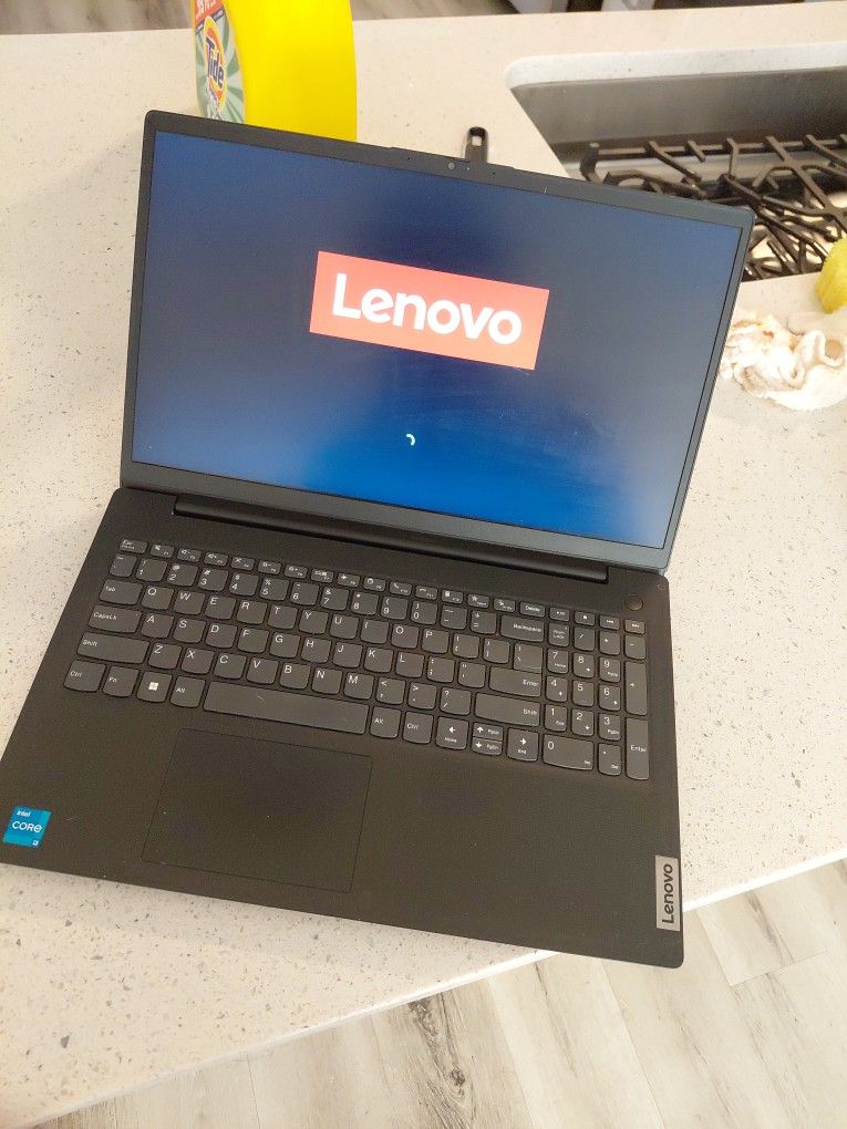 Lenovo V15 G4IRU