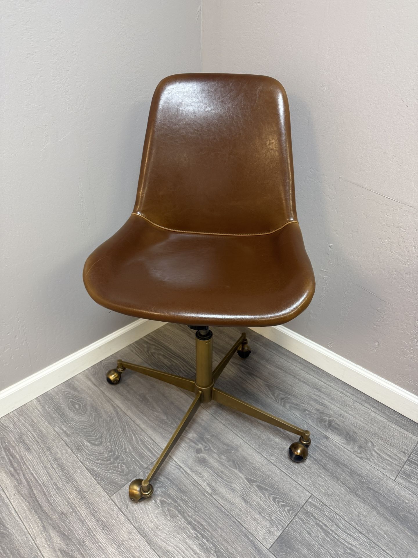 Brown Leather Office Desk Chair w/ Wheels
