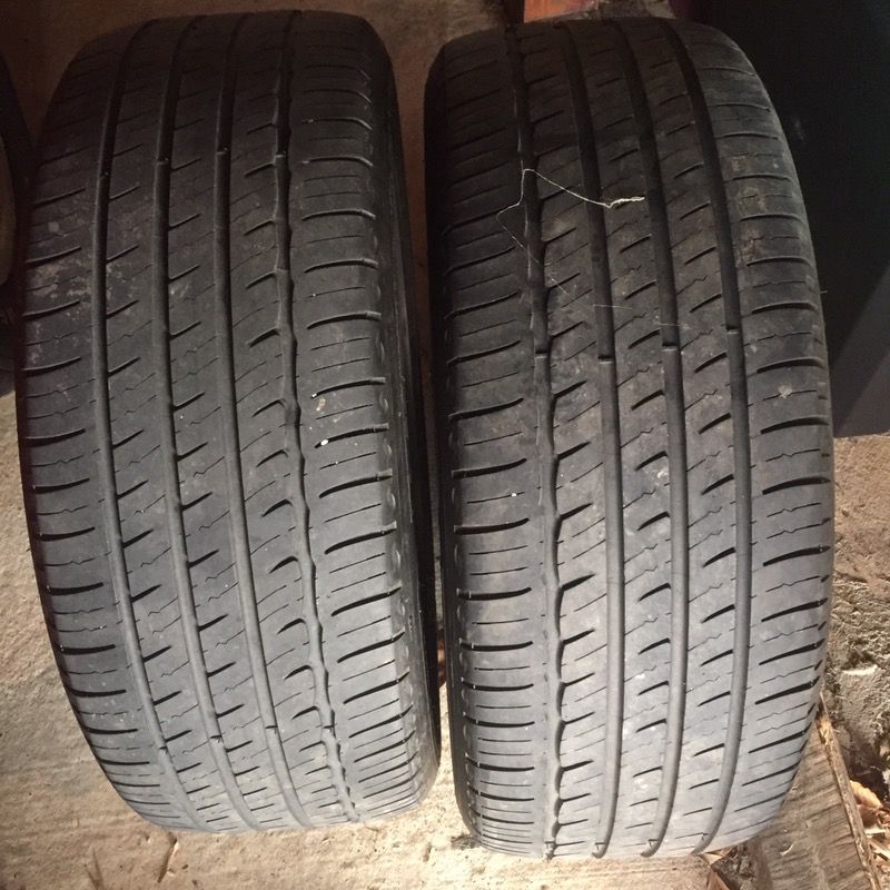 Two 215/50/r17 Michelin Tires