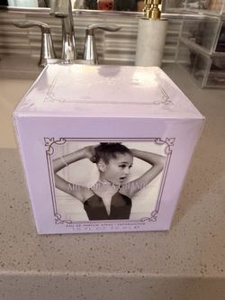 Ari by Ariana Grande 1.0 oz eau de parfum spray vaporizer