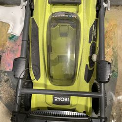 Lawn mower Ryobi 