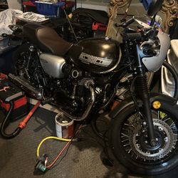 2019 Kawaski Cafe 800 Motorcycle Low Miles Like New