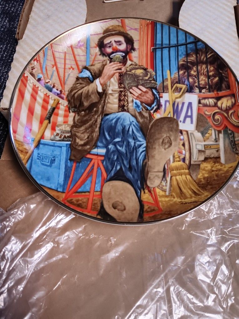 Vintage Royal Manor Porcelain Plate: Clowns of the Circus: Emmett Kelly