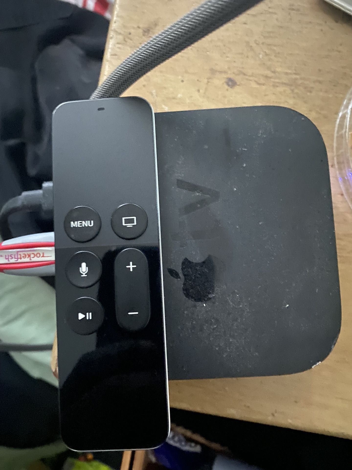 Tv & Apple TV 4t